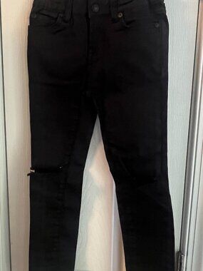 7 For All Man Kind  Girls Skinny Black Pants/Jeans Size 6 Like New